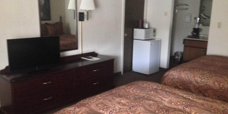 One-Bedroom Apartment1